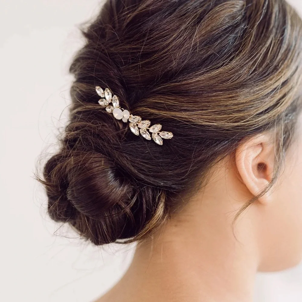 Elegant Gold Hair Comb with Crystal Accents